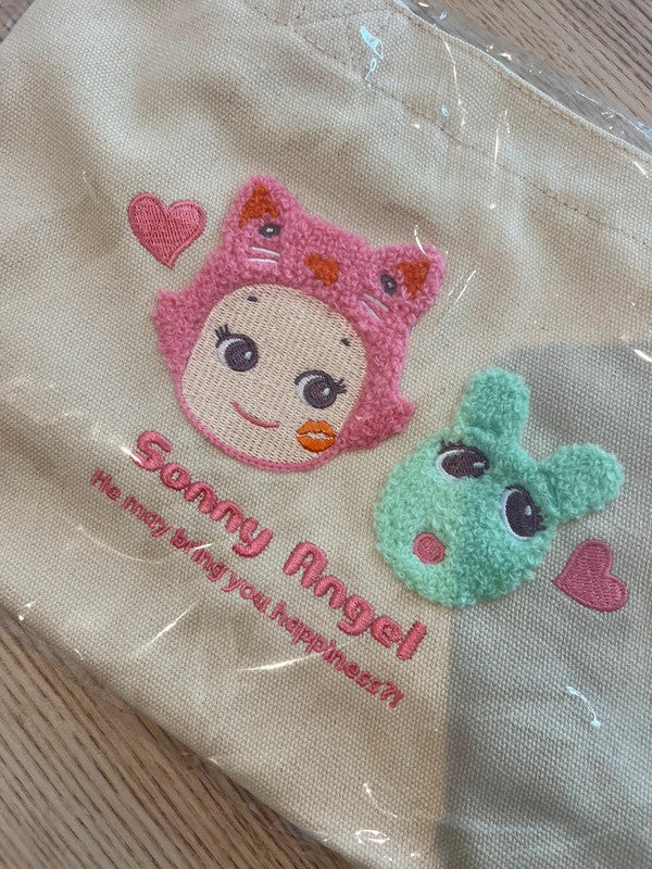 Authentic Sonny Angel kiss kiss hand bag