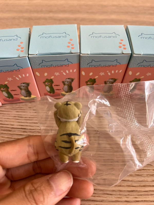 Mofusand Cat blind box mini figures collection
