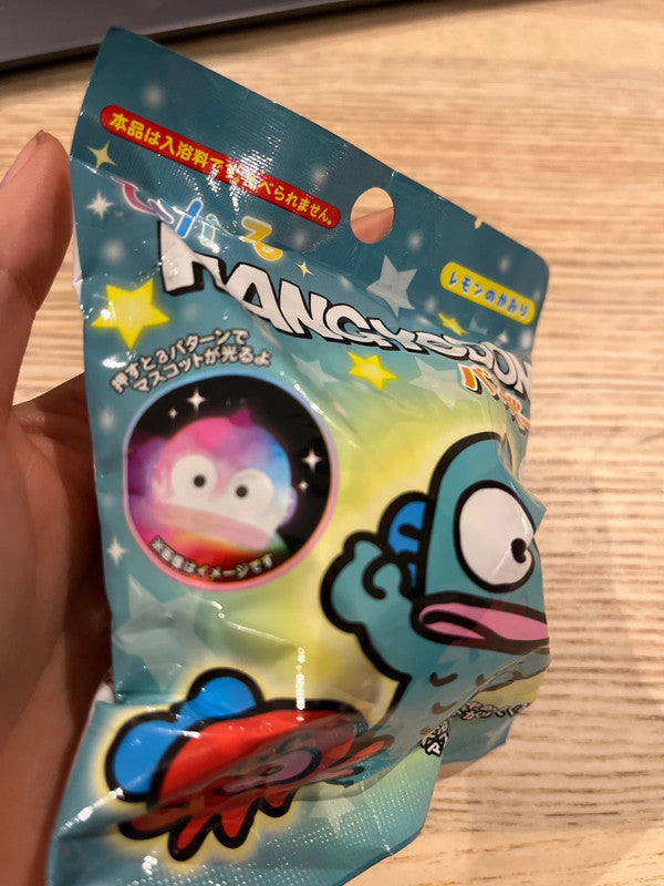Japan Sanrio Hangyodon bath ball with toy
