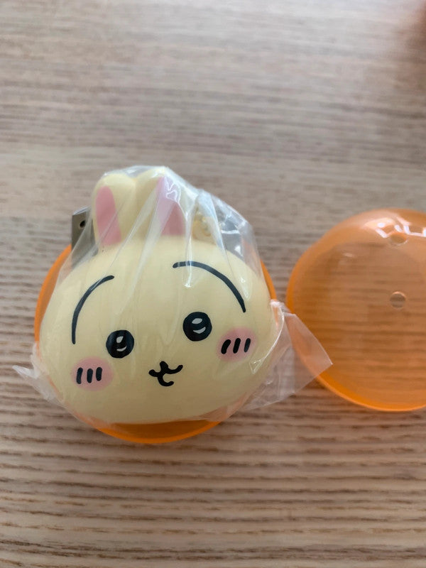 Japan Chiikawa Usagi squeezes keychain