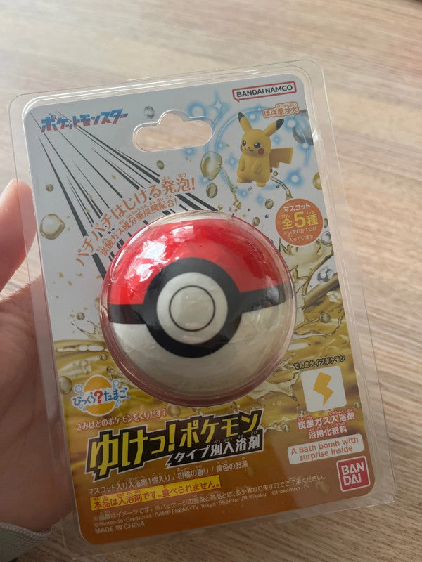 New Japan Pokémon bath ball with toy