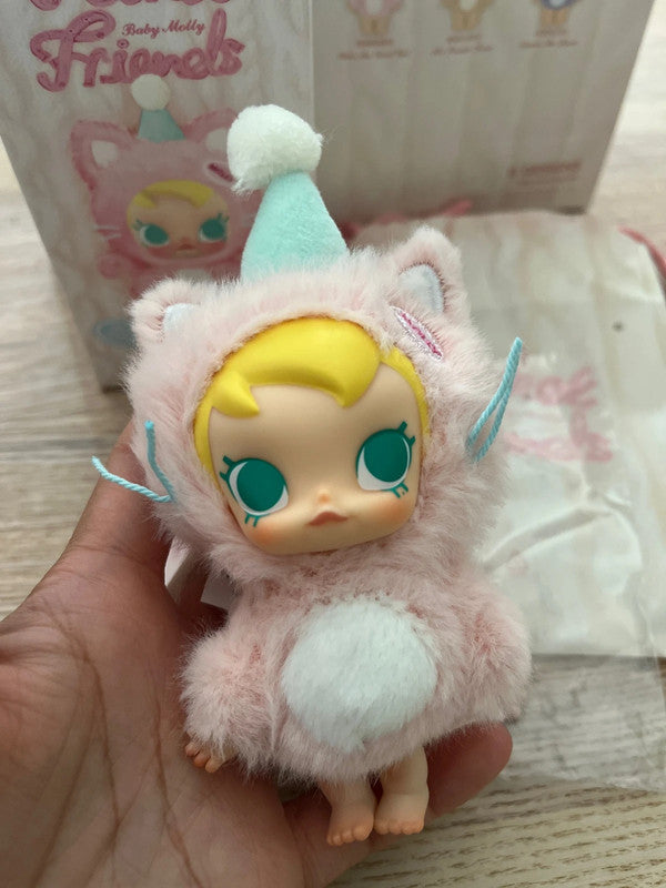 Popmart Baby Molly Pocket Friends Series-Vinyl Plush Pendant - Who's the good Girl