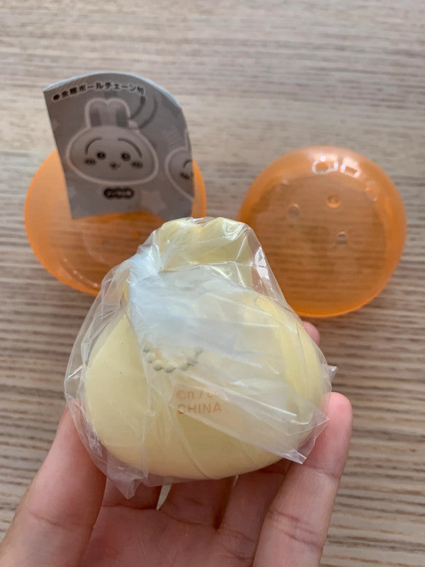Japan Chiikawa Usagi squeezes keychain