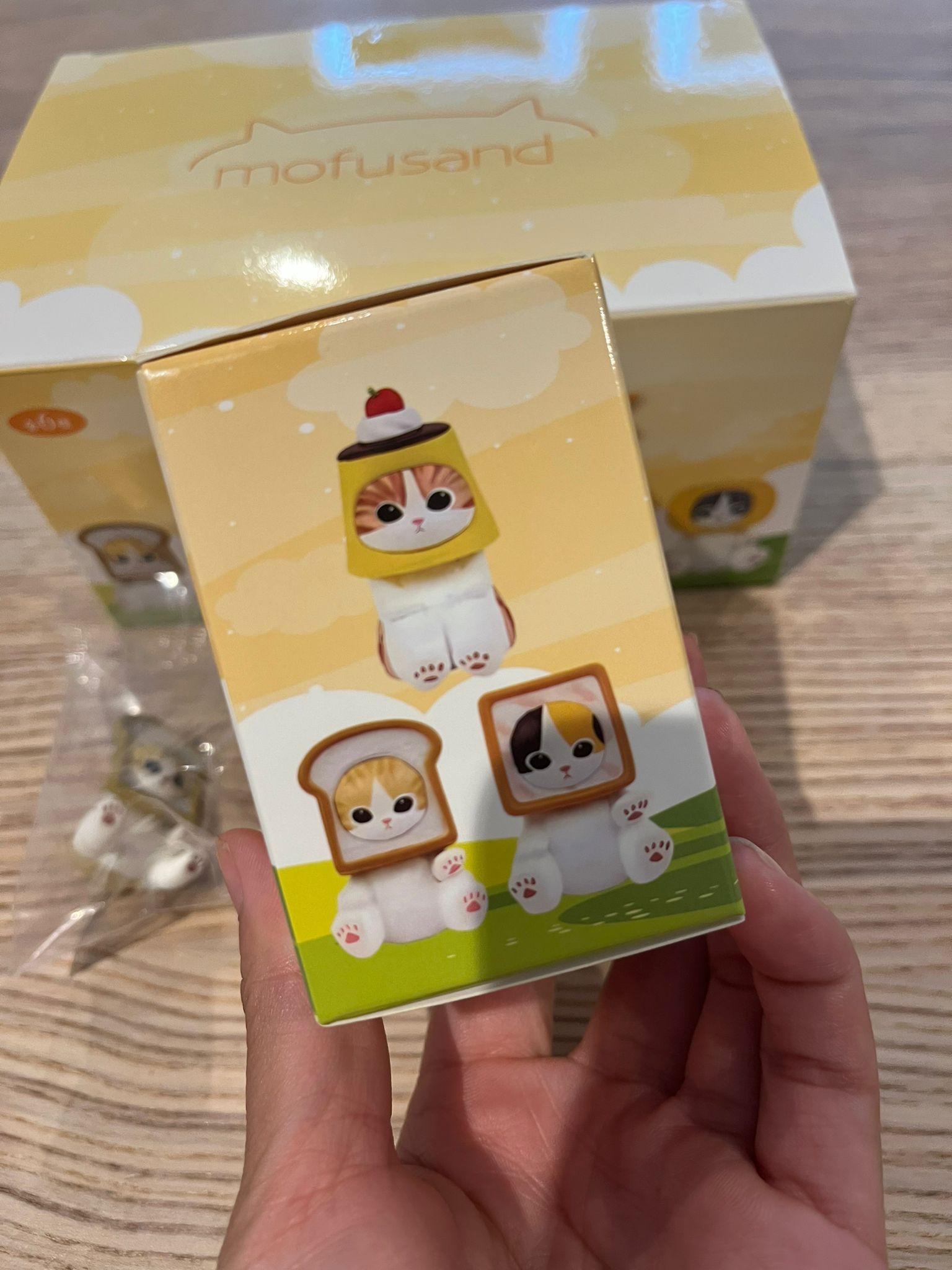 Mofusand Food cat seat position blind box figures