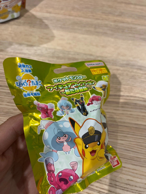 Japan Pokémon bath ball / bath bomb with toy