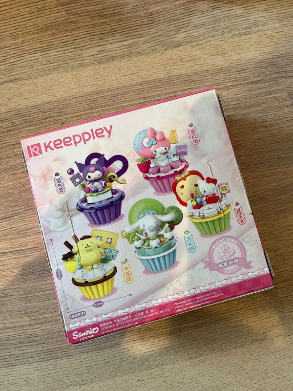 Sanrio Pom Pom Purin Cupcake Building Block