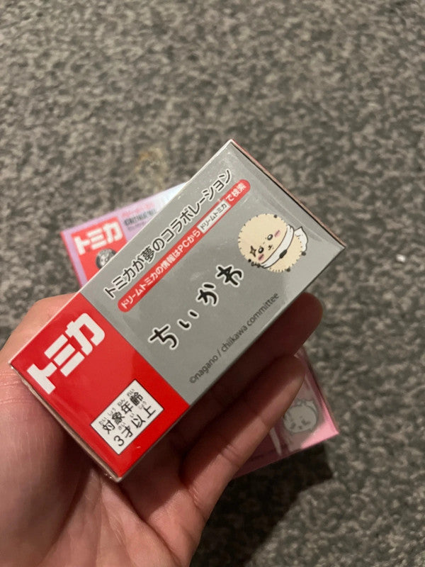 Japan Tomica x Chiikawa mini car toy