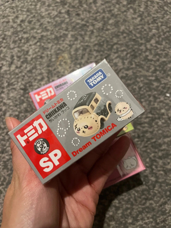 Japan Tomica x Chiikawa mini car toy